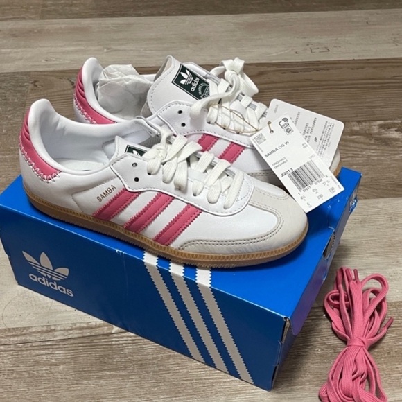 adidas Shoes - NWT Adidas Samba OG White and Pink Trainers